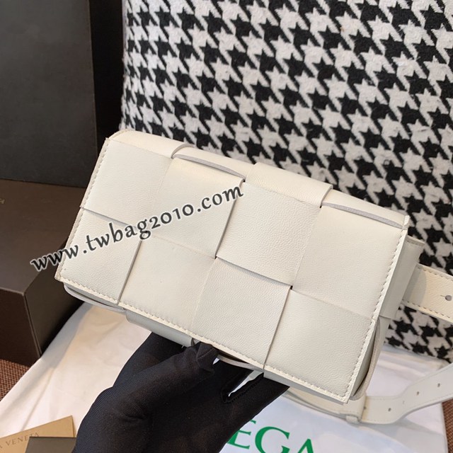 Bottega veneta高端女包 KF0015 寶緹嘉小羊皮手包腰包胸包斜挎包 BV經典款CAEESTTE腰包  gxz1196